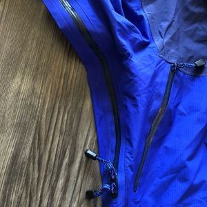 Arcteryx Beta AR Womens Jacket Sz Small Too Blue Made In Canada Vintage 1998